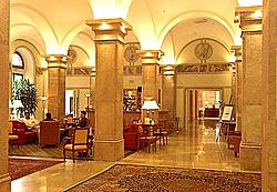 Renaissance Penta Vienna Hotel /  